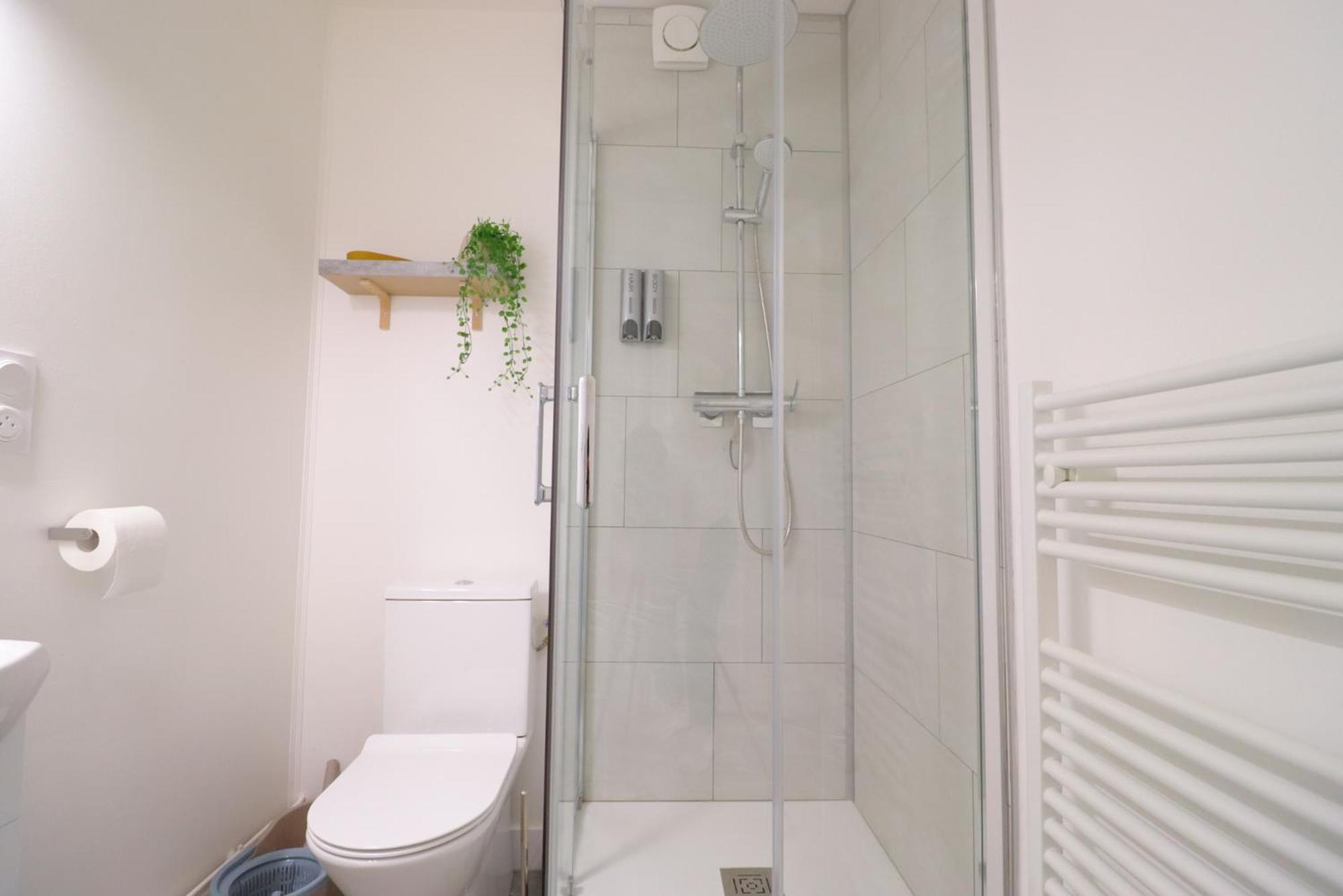 Le Neo - Studio Chic Avec Sa Cour Privative Et Fibre Bergerac Habitación foto