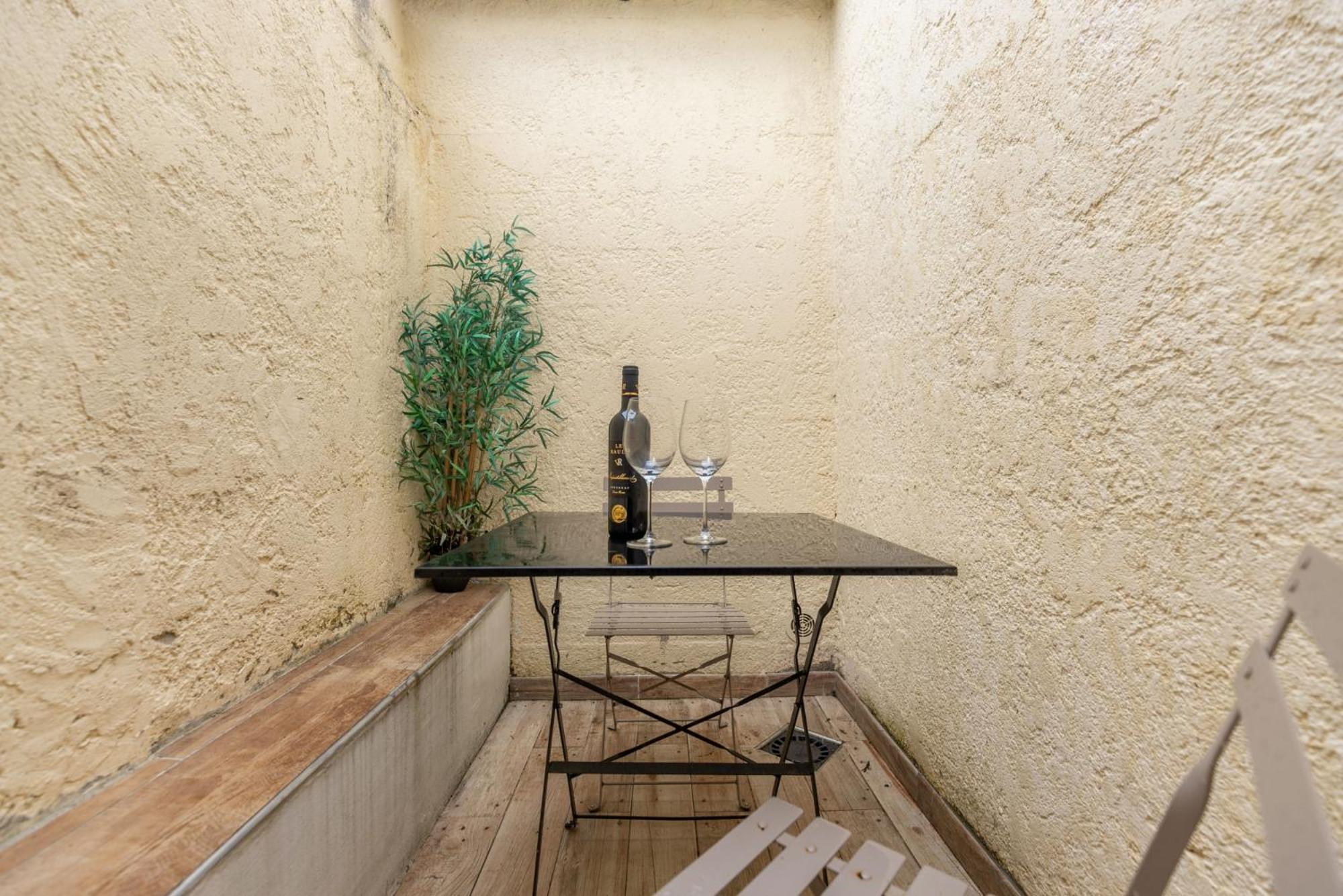 Le Neo - Studio Chic Avec Sa Cour Privative Et Fibre Bergerac Exterior foto